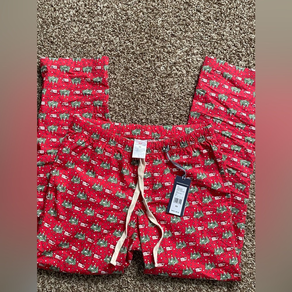 NWT adult extra small vineyard, vines, Christmas pajama pants.